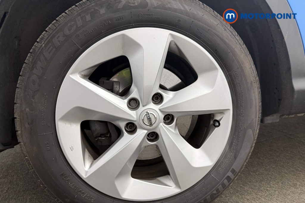 Nissan Qashqai Acenta Premium Manual Diesel SUV - Stock Number (1635393) - 12th supplementary image