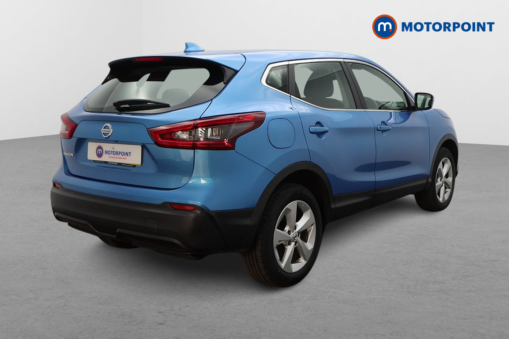 Nissan Qashqai Acenta Premium Manual Diesel SUV - Stock Number (1635393) - Drivers side rear corner
