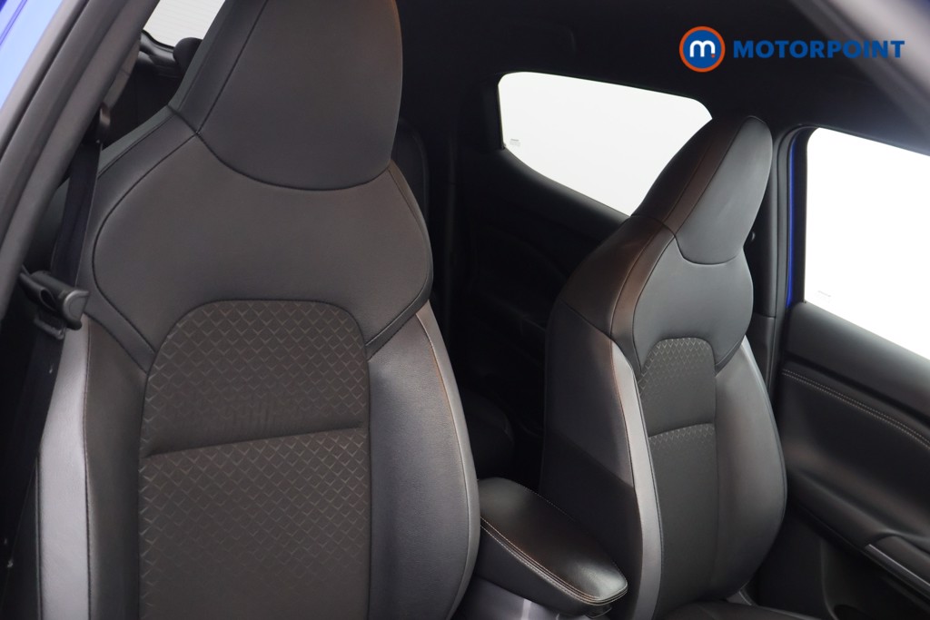 Nissan Juke N-Connecta Manual Petrol SUV - Stock Number (1635819) - 9th supplementary image