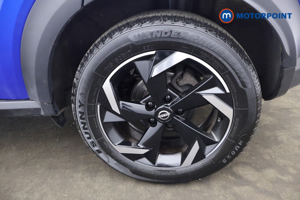 Nissan Juke N-Connecta Manual Petrol SUV - Stock Number (1635819) - 15th supplementary image