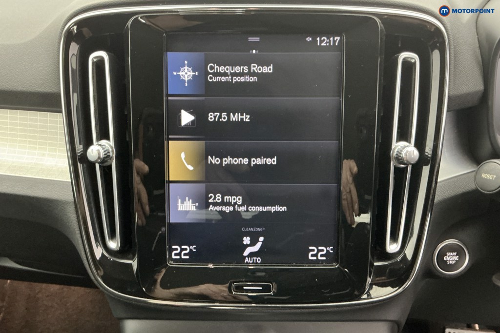 Volvo Xc40 Momentum Automatic Petrol SUV - Stock Number (1636884) - 2nd supplementary image