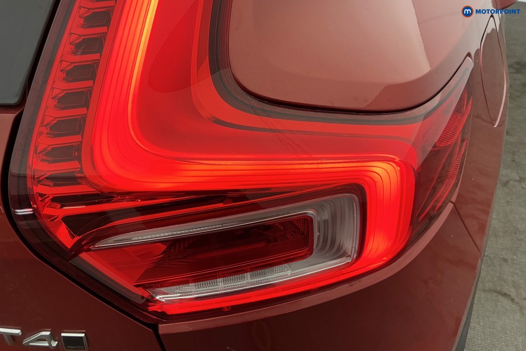 Volvo Xc40 Momentum Automatic Petrol SUV - Stock Number (1636884) - 29th supplementary image