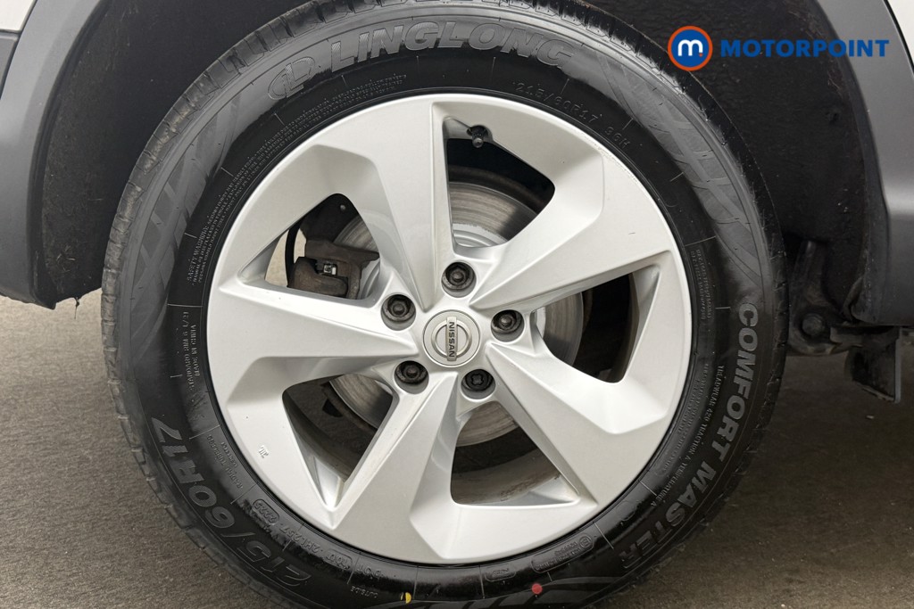 Nissan Qashqai Acenta Premium Manual Petrol SUV - Stock Number (1636955) - 3rd supplementary image