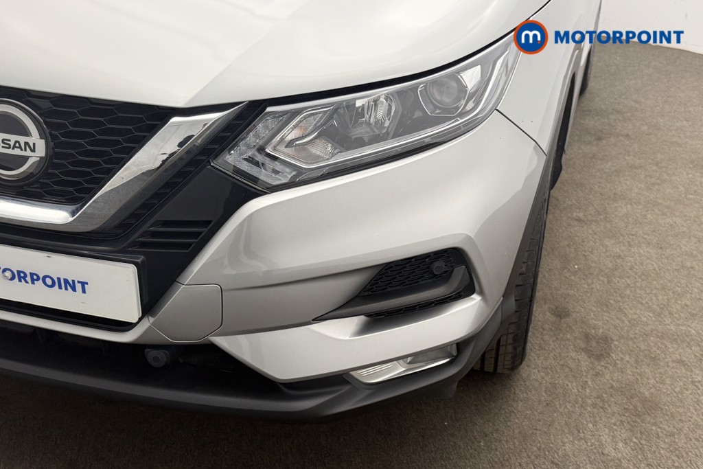 Nissan Qashqai Acenta Premium Manual Petrol SUV - Stock Number (1636955) - 6th supplementary image