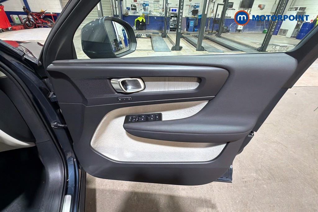 Volvo Xc40 Inscription Automatic Petrol SUV - Stock Number (1637401) - 19th supplementary image
