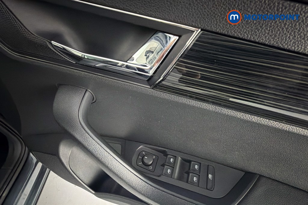Skoda Karoq Se L Automatic Petrol SUV - Stock Number (1638038) - 19th supplementary image