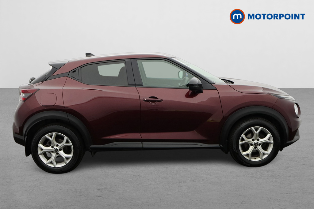 Nissan Juke N-Connecta Automatic Petrol SUV - Stock Number (1638046) - Drivers side