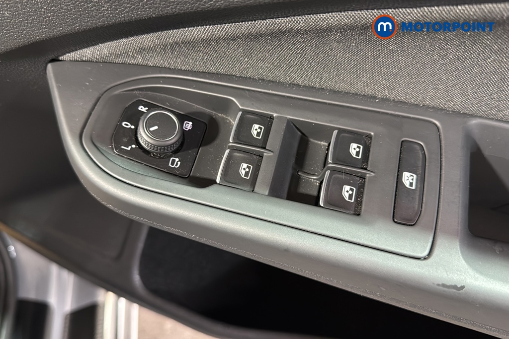 Volkswagen Golf GTI Automatic Petrol Hatchback - Stock Number (1638656) - 19th supplementary image