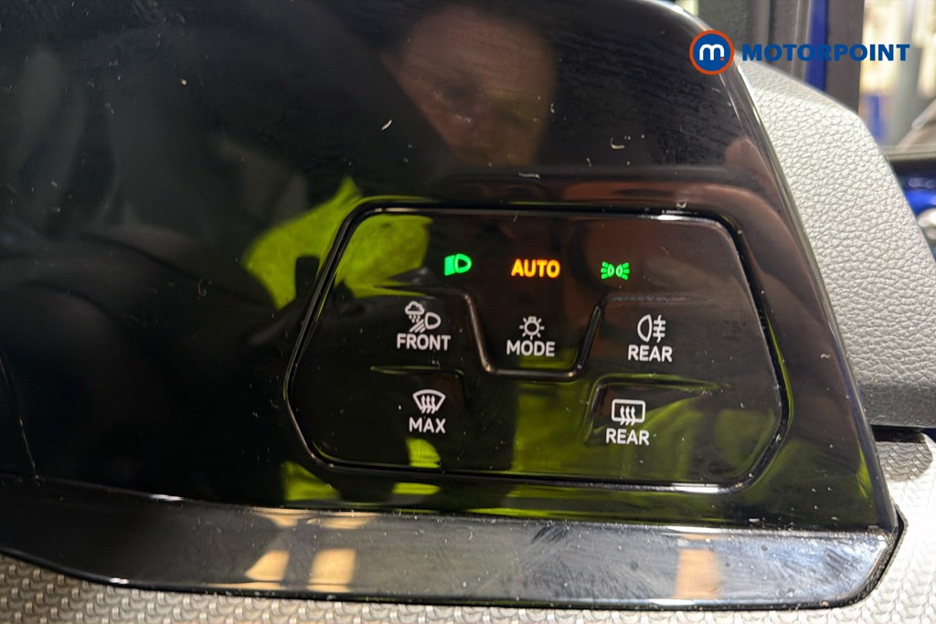 Volkswagen Golf R Automatic Petrol Hatchback - Stock Number (1639093) - 18th supplementary image