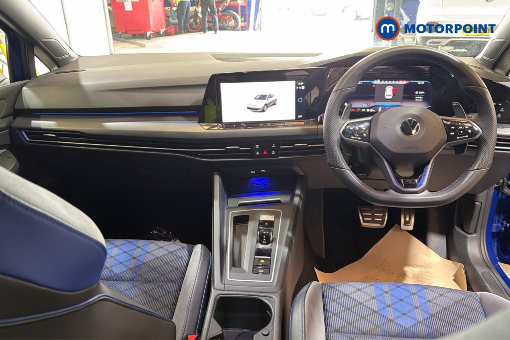 Volkswagen Golf R Automatic Petrol Hatchback - Stock Number (1639093) - 1st supplementary image