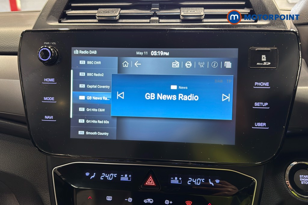 Ssangyong Tivoli Ultimate Manual Petrol SUV - Stock Number (1639200) - 9th supplementary image
