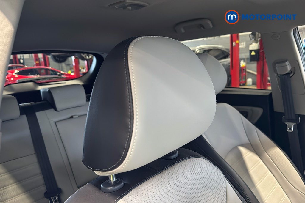 Ssangyong Tivoli Ultimate Manual Petrol SUV - Stock Number (1639200) - 23rd supplementary image