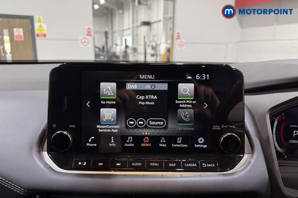 Nissan Qashqai Tekna Automatic Petrol SUV - Stock Number (1639573) - 7th supplementary image