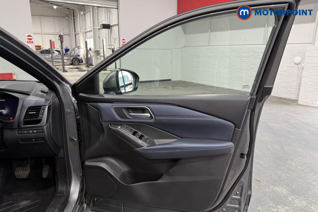 Nissan Qashqai Tekna Automatic Petrol SUV - Stock Number (1639573) - 15th supplementary image