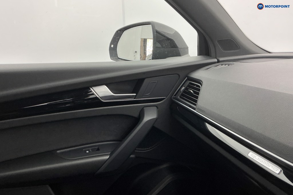 Audi Q5 Black Edition Automatic Diesel SUV - Stock Number (1640222) - 18th supplementary image