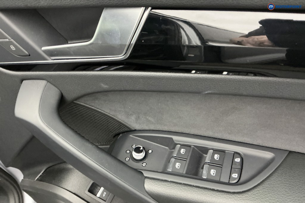 Audi Q5 Black Edition Automatic Diesel SUV - Stock Number (1640222) - 24th supplementary image