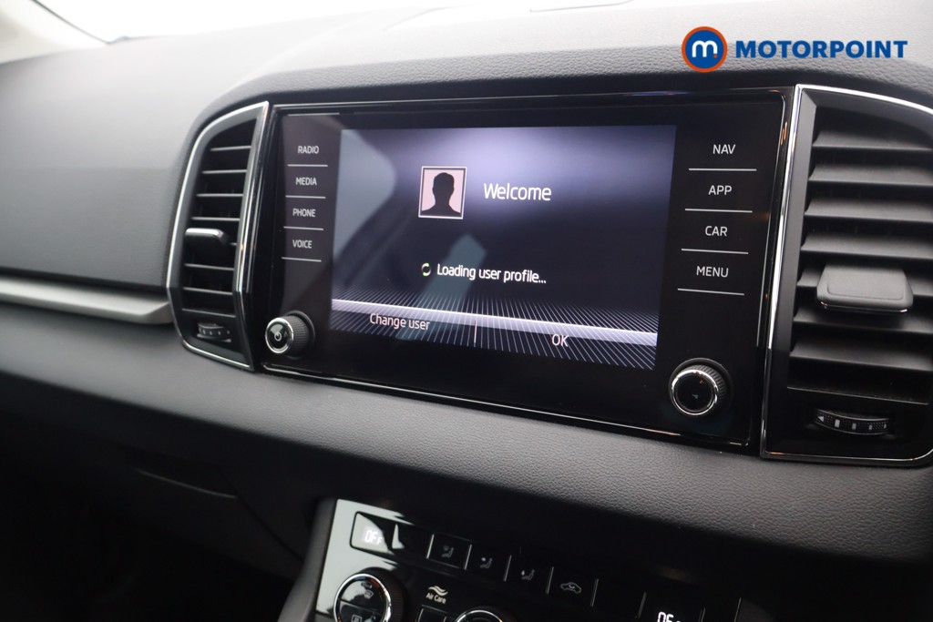 Skoda Karoq SE Manual Petrol SUV - Stock Number (1640417) - 3rd supplementary image