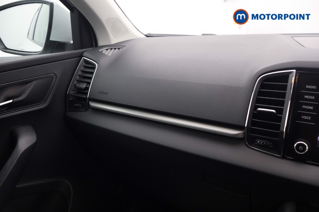 Skoda Karoq SE Manual Petrol SUV - Stock Number (1640417) - 6th supplementary image