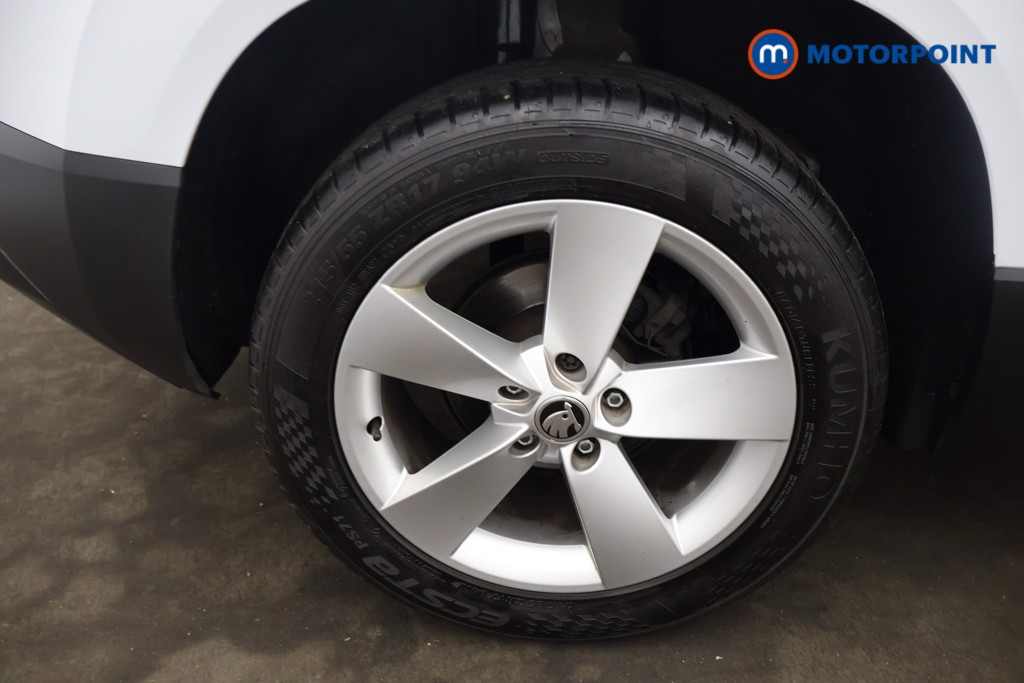 Skoda Karoq SE Manual Petrol SUV - Stock Number (1640417) - 11th supplementary image