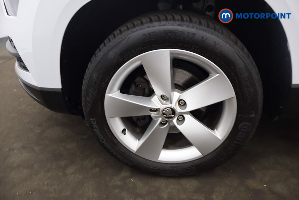 Skoda Karoq SE Manual Petrol SUV - Stock Number (1640417) - 13th supplementary image