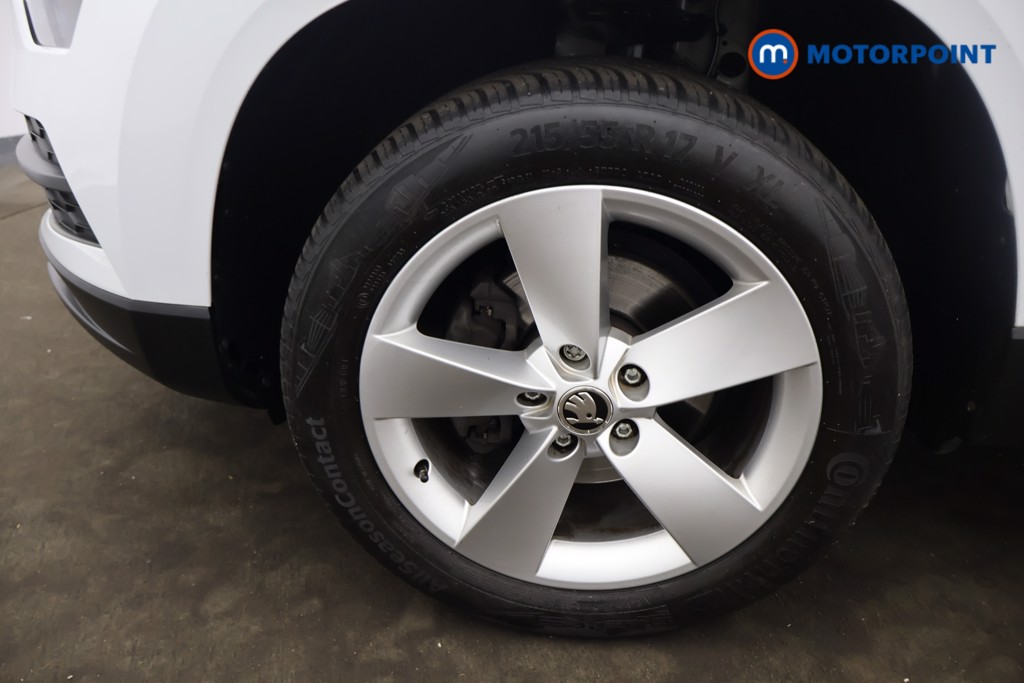 Skoda Karoq SE Manual Petrol SUV - Stock Number (1640417) - 14th supplementary image
