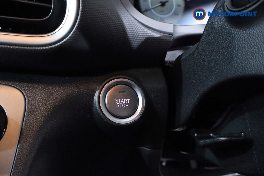 Hyundai Kona Premium Automatic Electric SUV - Stock Number (1640724) - 18th supplementary image