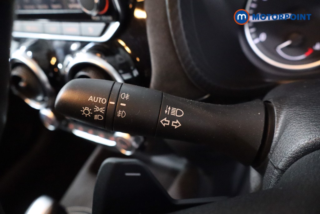 Nissan Juke Tekna-Plus Automatic Petrol SUV - Stock Number (1640785) - 14th supplementary image