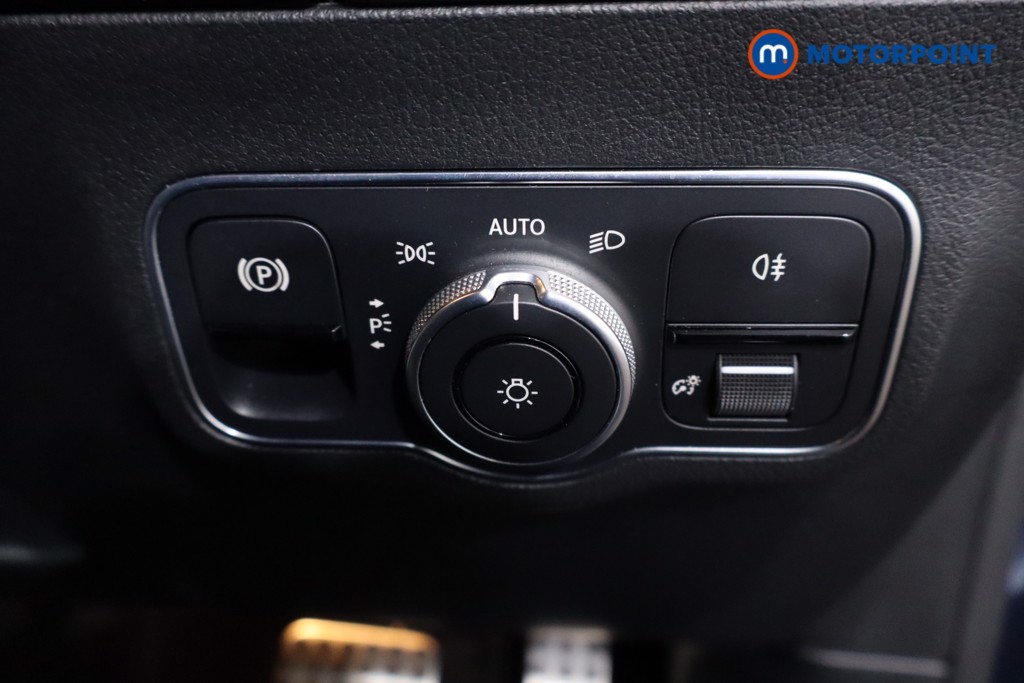 Mercedes-Benz B Class Amg Line Automatic Petrol Hatchback - Stock Number (1640858) - 17th supplementary image
