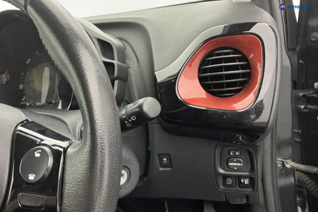 Peugeot 108 Collection Manual Petrol Hatchback - Stock Number (1641032) - 19th supplementary image