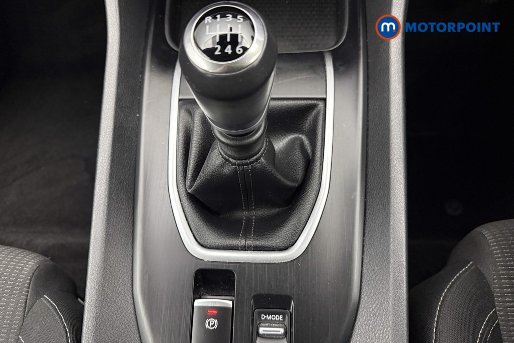 Nissan Qashqai Acenta Premium Manual Petrol SUV - Stock Number (1641476) - 6th supplementary image