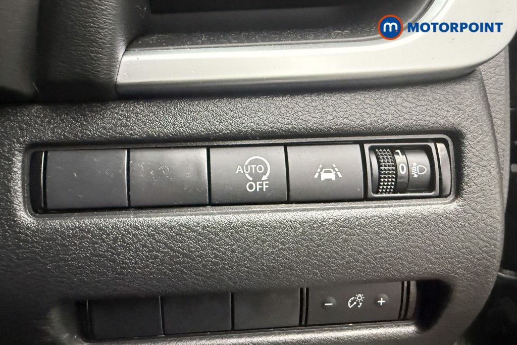 Nissan Qashqai Acenta Premium Manual Petrol SUV - Stock Number (1641476) - 16th supplementary image