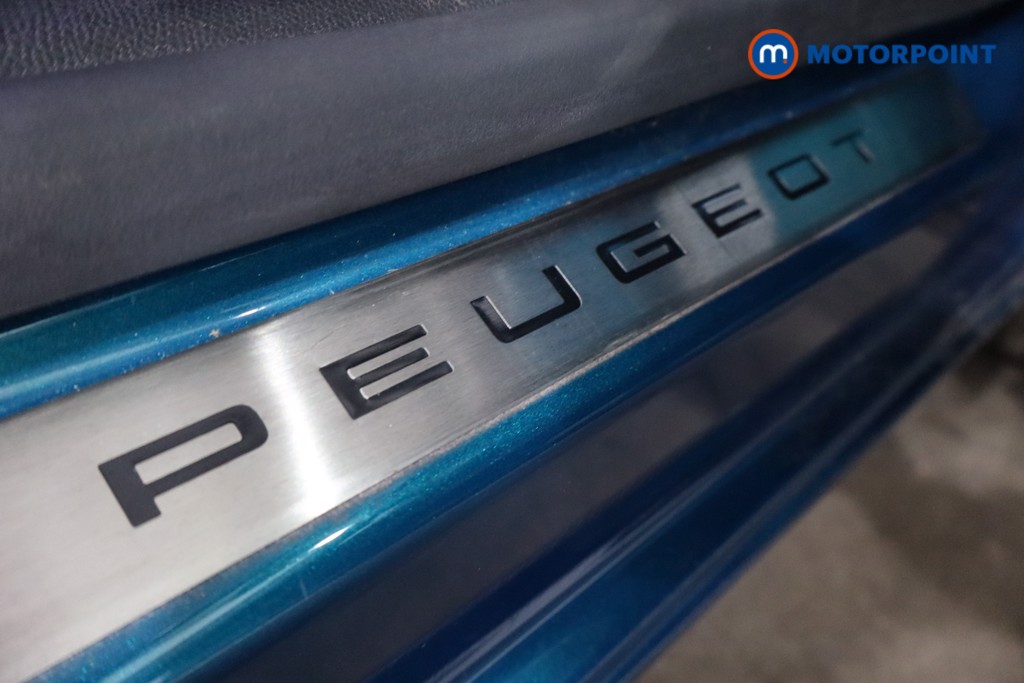 Peugeot 2008 GT Automatic Electric SUV - Stock Number (1641510) - 22nd supplementary image