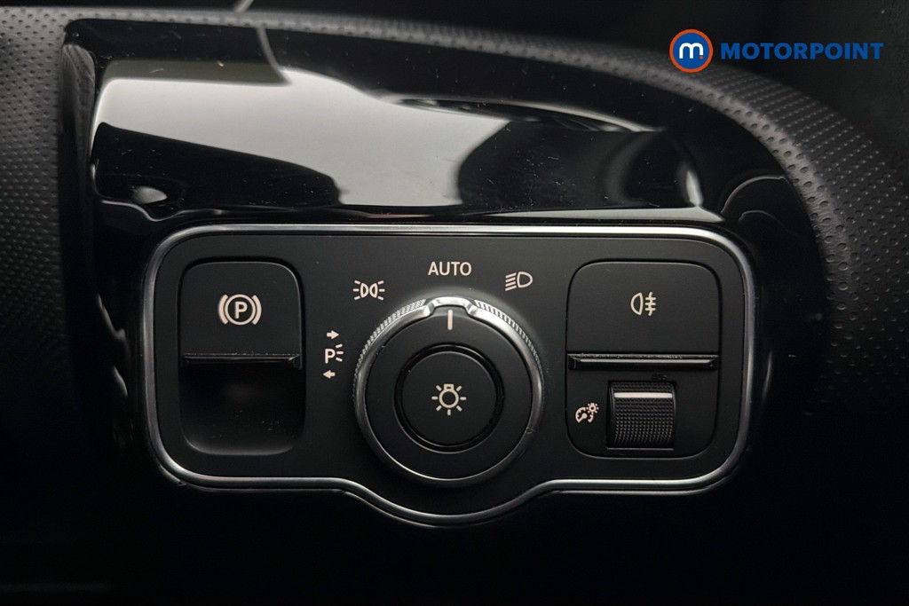 Mercedes-Benz A Class Amg Line Automatic Petrol Hatchback - Stock Number (1641663) - 18th supplementary image