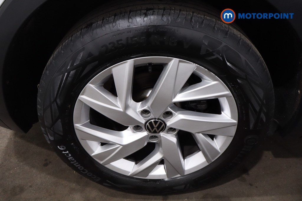 Volkswagen Tiguan Life Manual Petrol SUV - Stock Number (1641692) - 9th supplementary image
