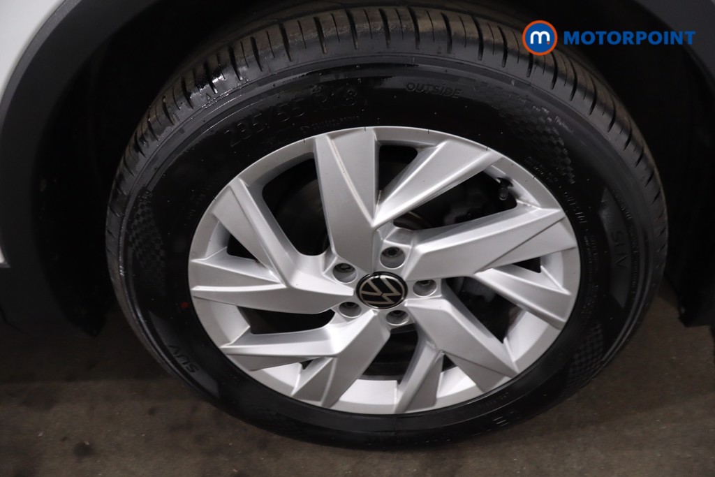 Volkswagen Tiguan Life Manual Petrol SUV - Stock Number (1641692) - 10th supplementary image
