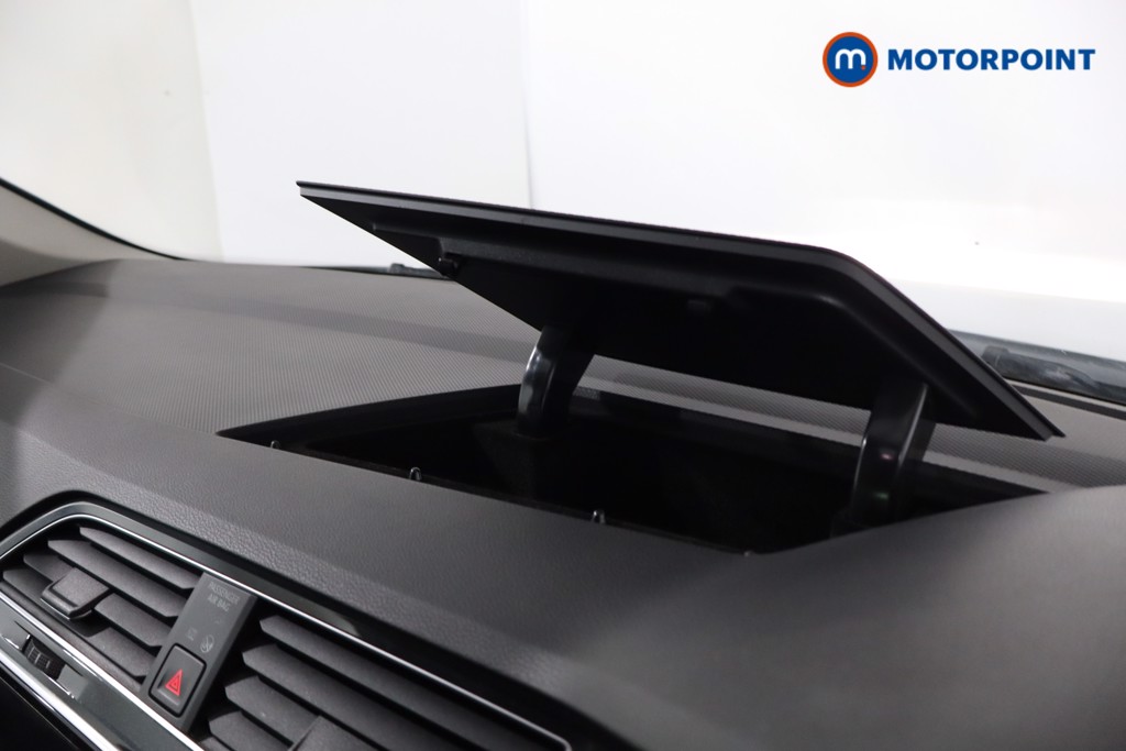 Volkswagen Tiguan Life Manual Petrol SUV - Stock Number (1641692) - 17th supplementary image