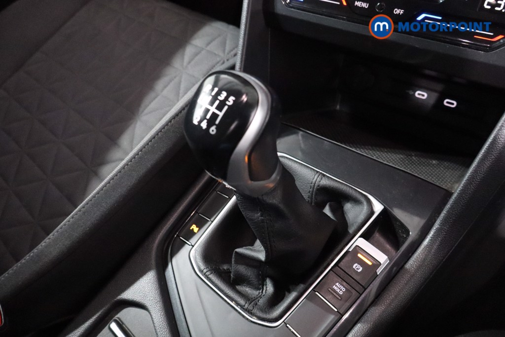 Volkswagen Tiguan Life Manual Petrol SUV - Stock Number (1641692) - 19th supplementary image
