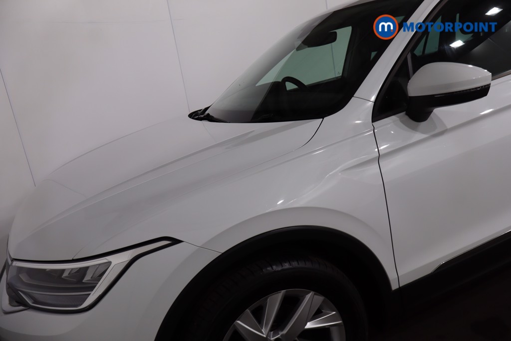 Volkswagen Tiguan Life Manual Petrol SUV - Stock Number (1641692) - 26th supplementary image