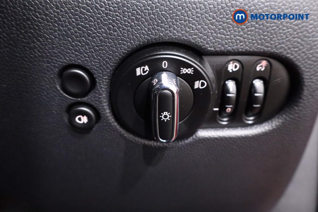 Mini Hatchback Cooper Sport Manual Petrol Hatchback - Stock Number (1641848) - 18th supplementary image