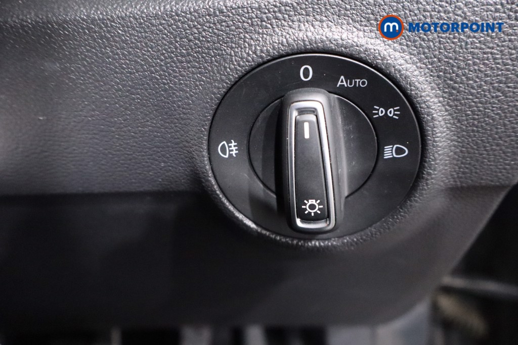 Volkswagen T-Roc SE Manual Diesel SUV - Stock Number (1641860) - 17th supplementary image