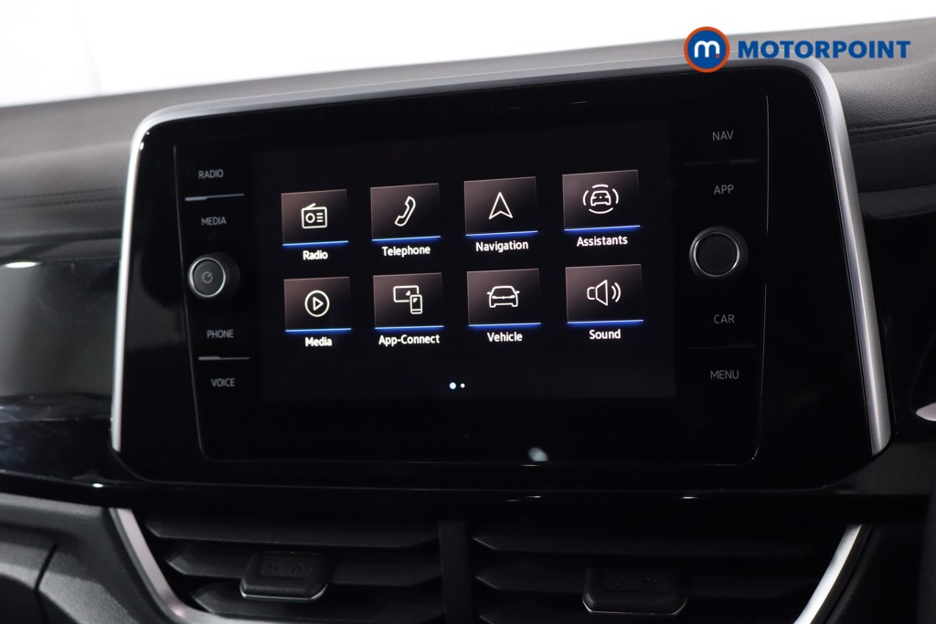Volkswagen T-Roc R-Line Manual Petrol SUV - Stock Number (1642094) - 2nd supplementary image