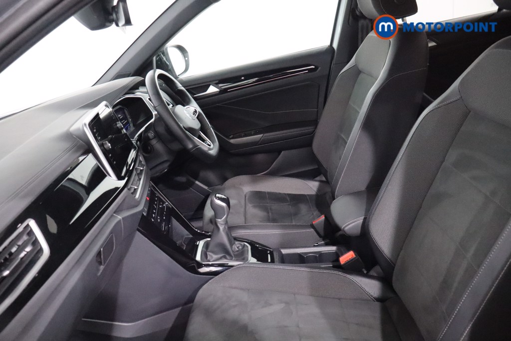 Volkswagen T-Roc R-Line Manual Petrol SUV - Stock Number (1642094) - 4th supplementary image