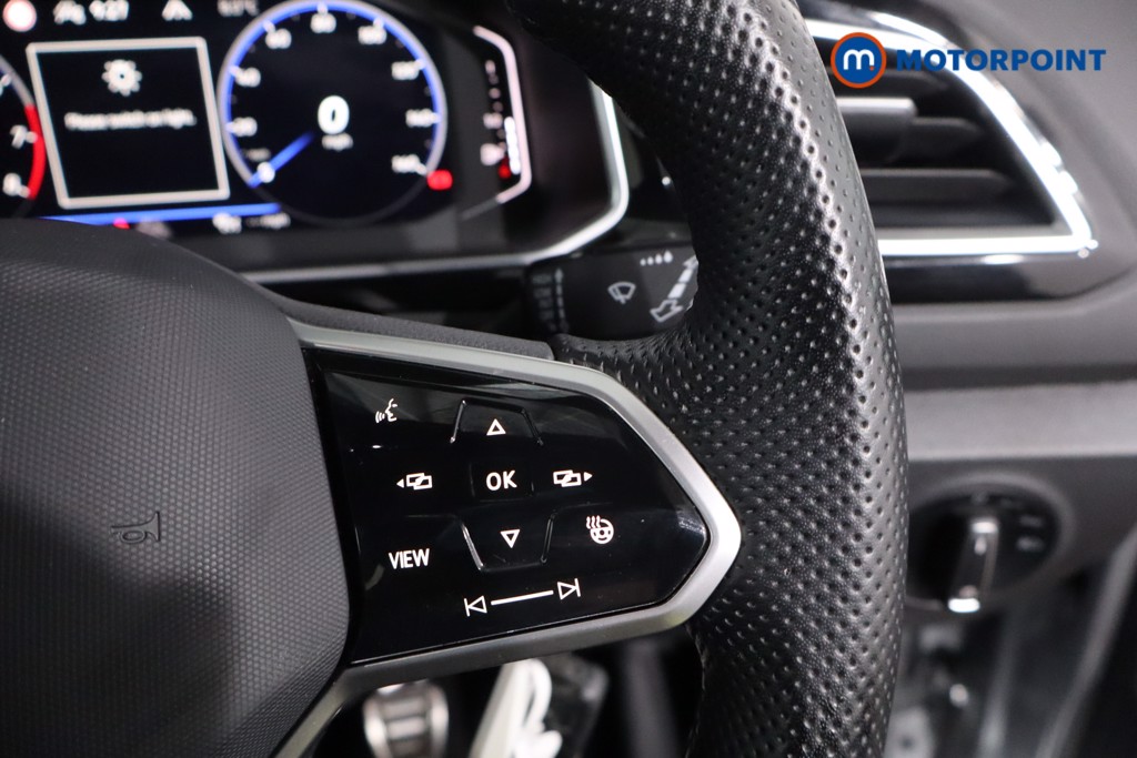 Volkswagen T-Roc R-Line Manual Petrol SUV - Stock Number (1642094) - 8th supplementary image