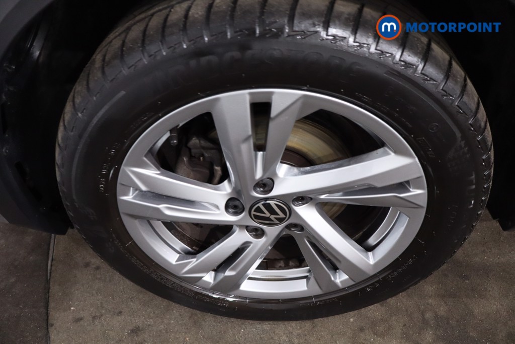 Volkswagen T-Roc R-Line Manual Petrol SUV - Stock Number (1642094) - 11th supplementary image