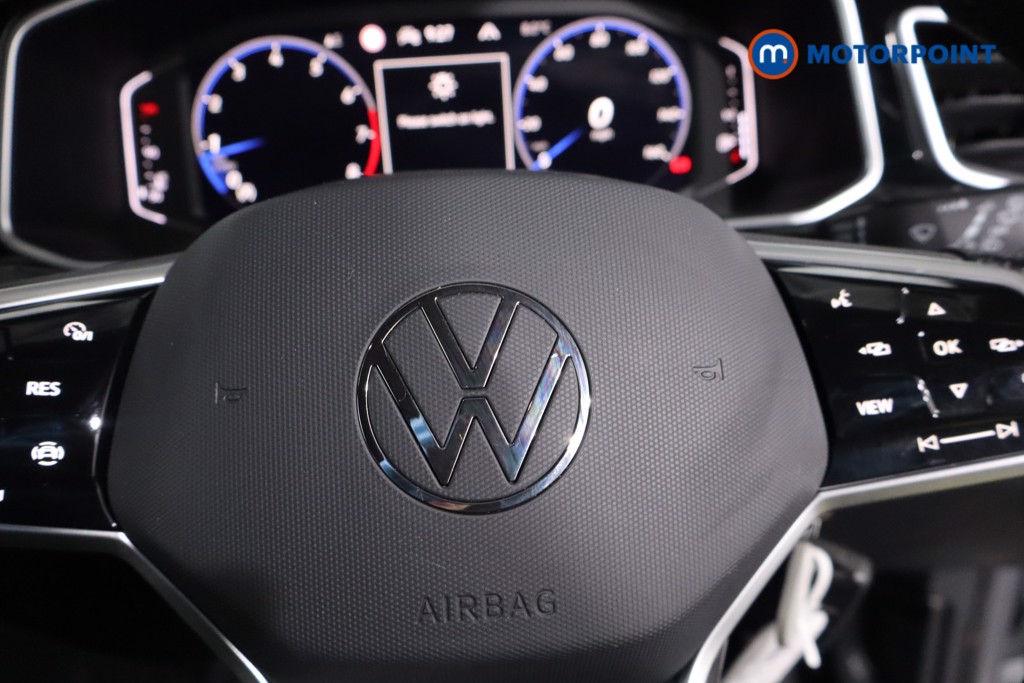 Volkswagen T-Roc R-Line Manual Petrol SUV - Stock Number (1642094) - 13th supplementary image