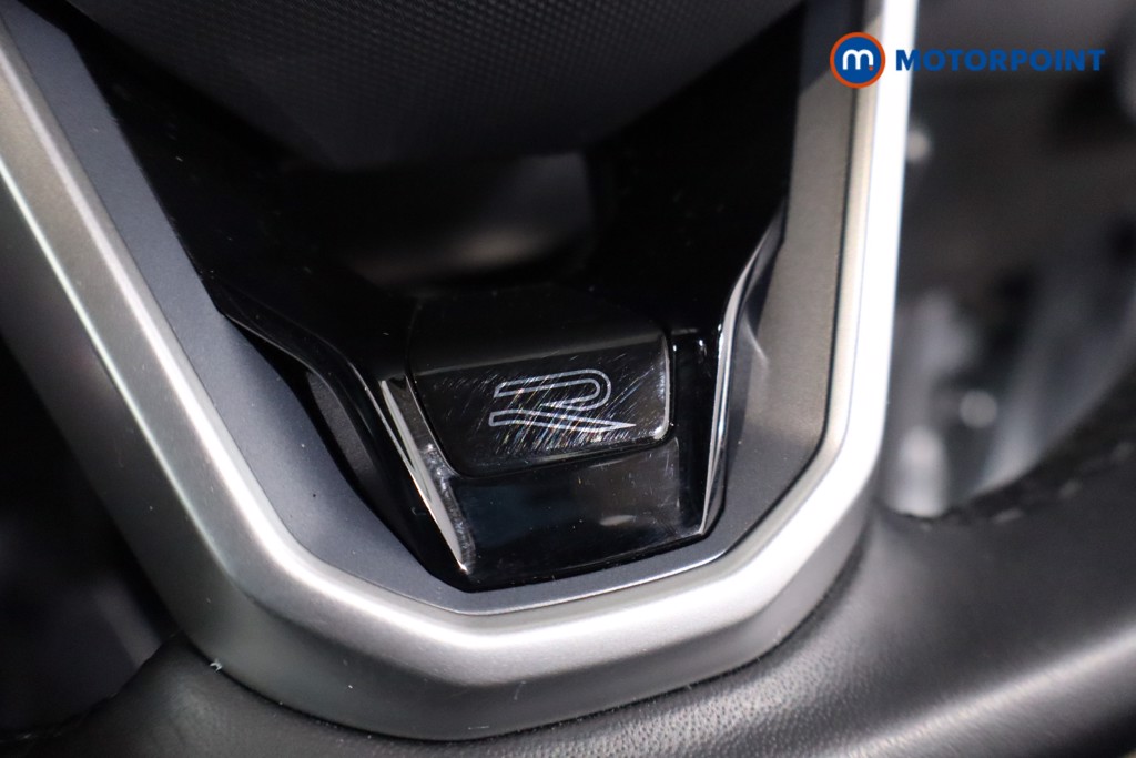 Volkswagen T-Roc R-Line Manual Petrol SUV - Stock Number (1642094) - 15th supplementary image