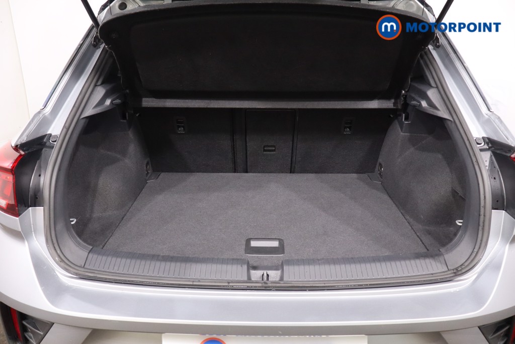 Volkswagen T-Roc R-Line Manual Petrol SUV - Stock Number (1642094) - 39th supplementary image
