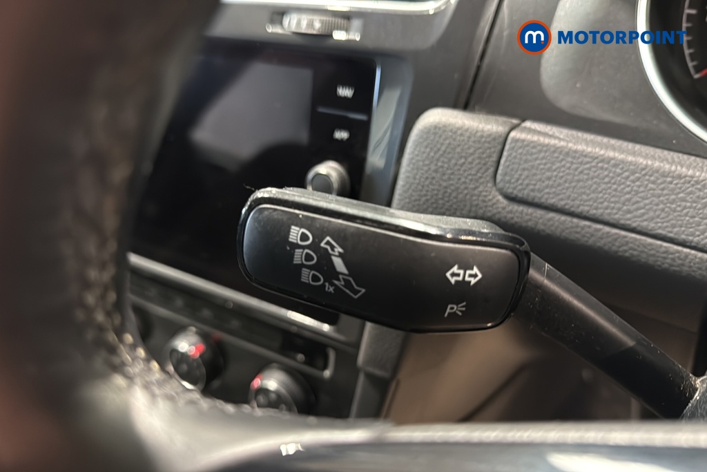 Volkswagen Golf SE Manual Petrol Hatchback - Stock Number (1642618) - 5th supplementary image