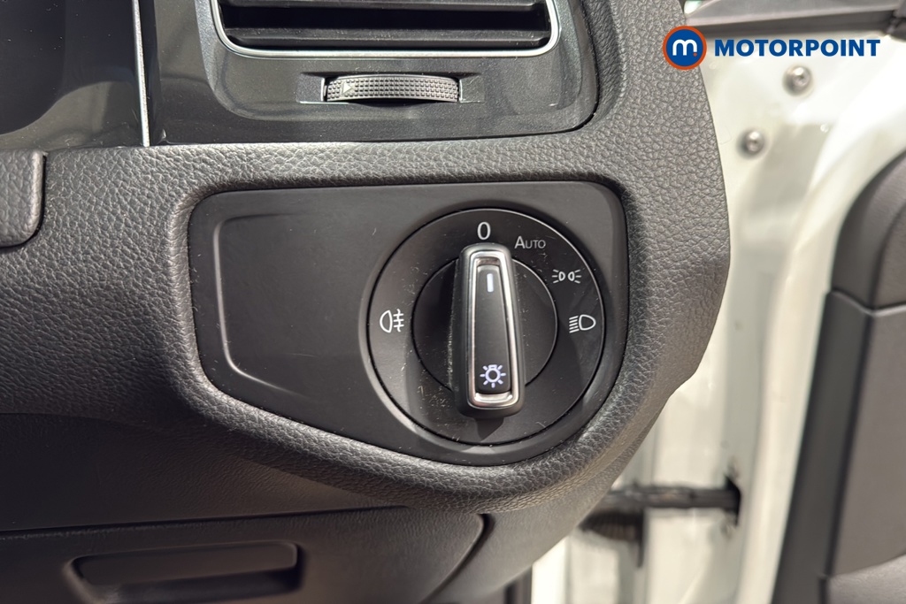 Volkswagen Golf SE Manual Petrol Hatchback - Stock Number (1642618) - 11th supplementary image