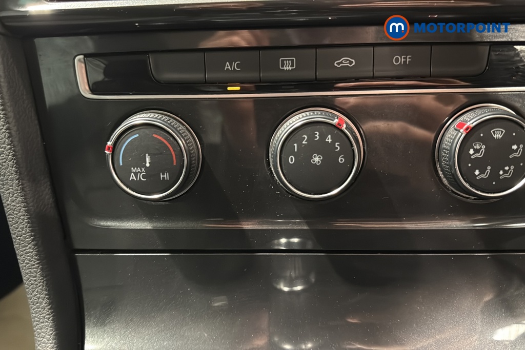 Volkswagen Golf SE Manual Petrol Hatchback - Stock Number (1642618) - 12th supplementary image
